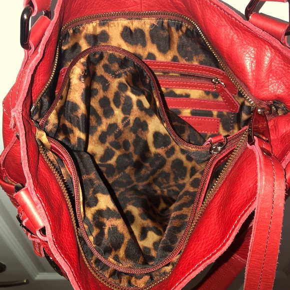 B Makowsky Red Leather ZIP Closure Bag - Picture 9 of 16